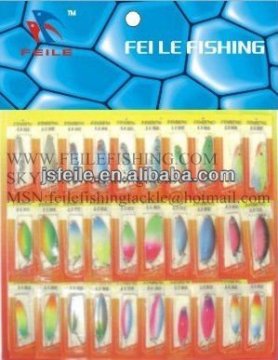 30 pcs/set hard plastic and iron fishing lure set