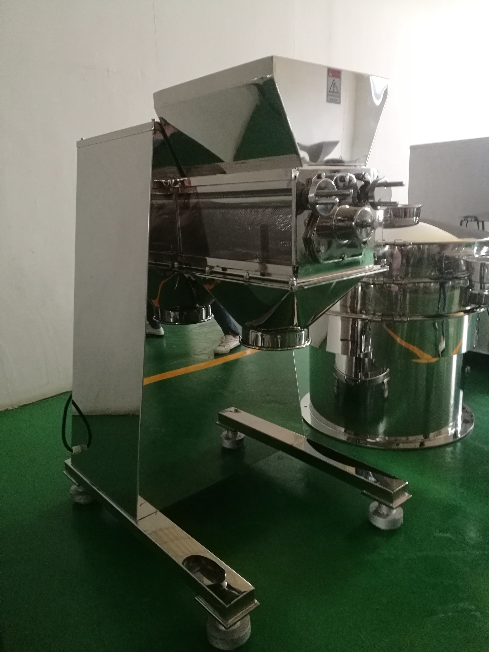 granule making machine