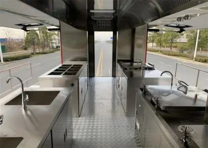 Food Cooking Emergency Service Dining Truck