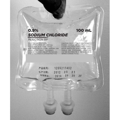 حقن كلوريد الصوديوم 0.9%