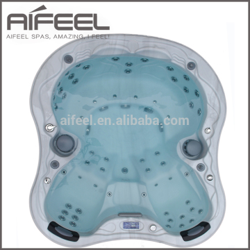 Good quality 6 persons Acrylic freestanding hot tub massage spa with best service