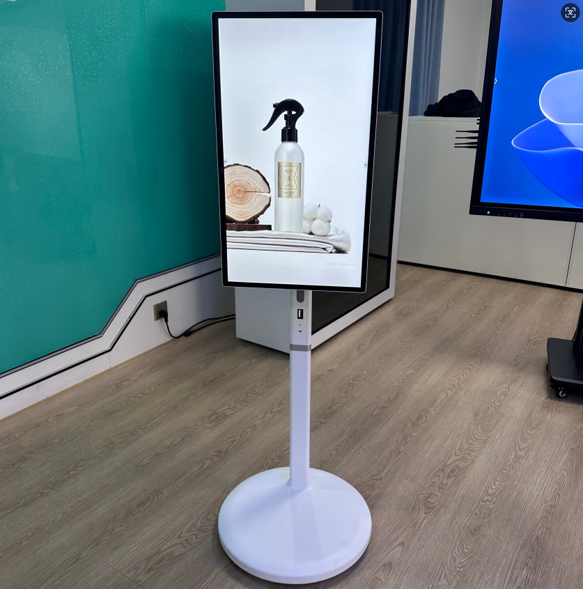 Dikey ve yatay görüntüleme için esnek 90 derece dönebilen LCD ekran