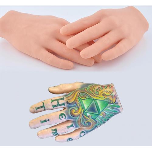 Práctica de tatuajes de tatuajes de manos en 3D.