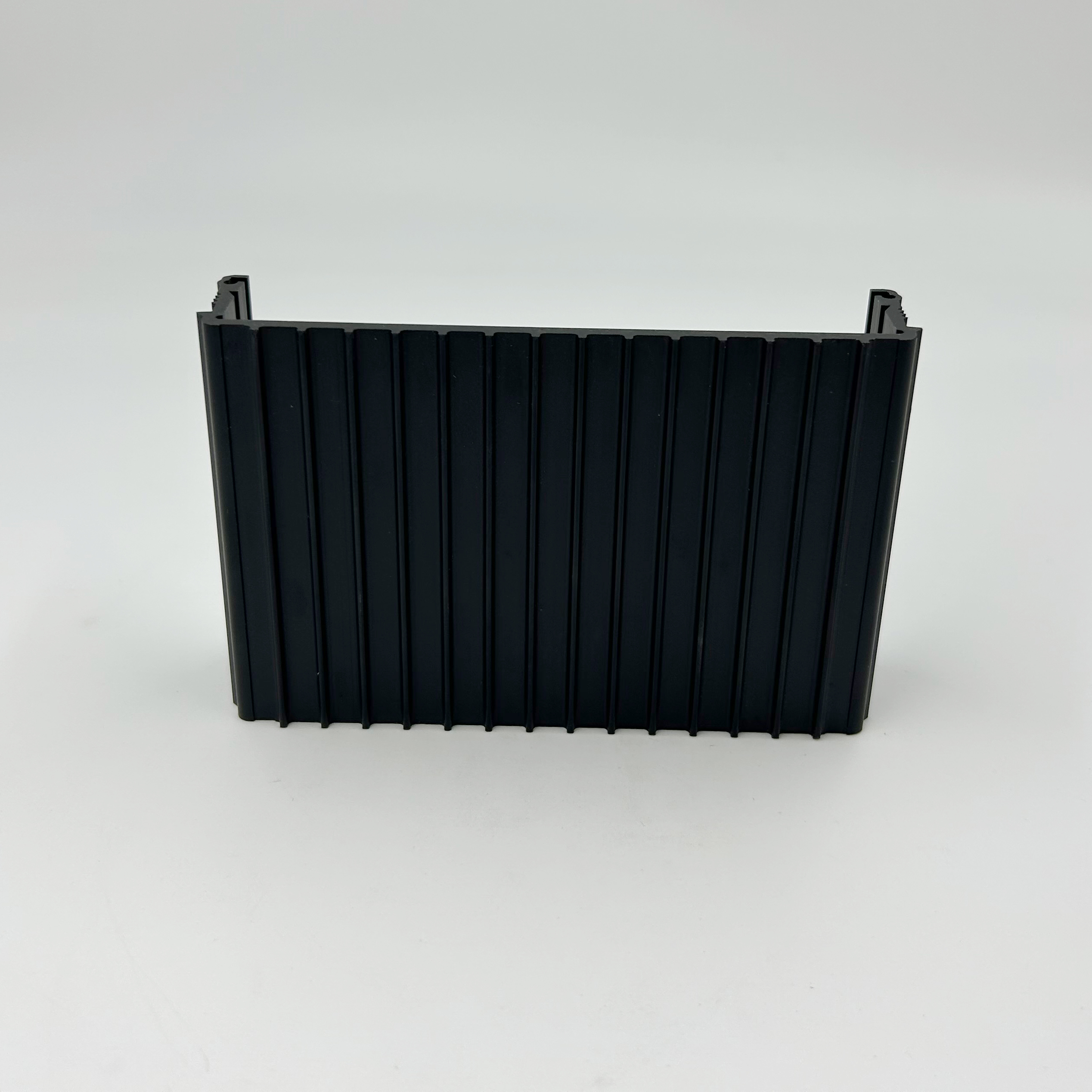 Aluminum Extruded Profile Cutting Machining Black Heat Sink