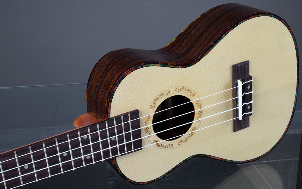 ukulele34