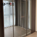 Puerta corrediza de armario de aluminio con espejo