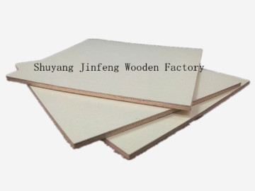 High Quality Poplar Hardwood WBP 2.7*1220*2440mm One Face Melamine Plywood