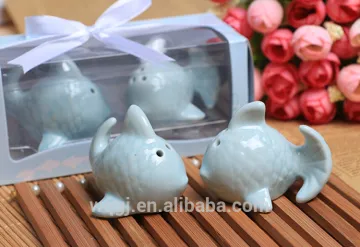 Wedding Favors Ceramic Salt and Pepper Shaker for Gift Souvenirs Cute Style Seasoning Shaker Set