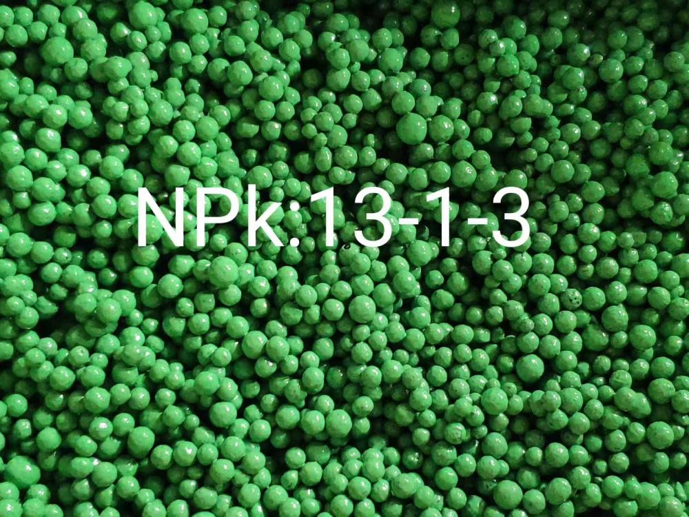 Fertilizante orgânico granular preto npk