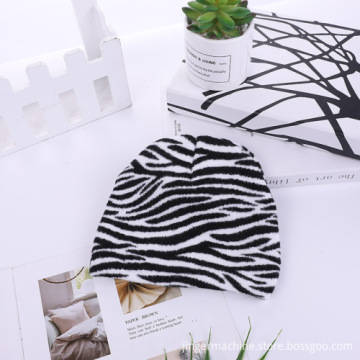 Women ribbed knit satin lined beanie hats