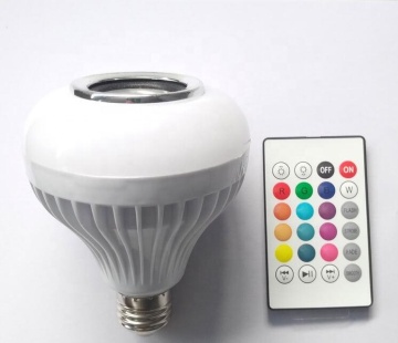 Bluetooth Music Bubble Light mit Fernbedienungslautsprecher und App