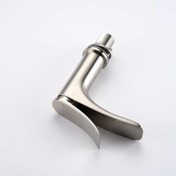 Pabrik Keran Air Tangan Tunggal Basin Faucet