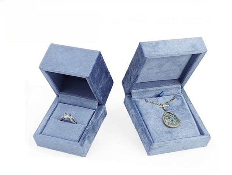Velet Soft touch customized jewelry box