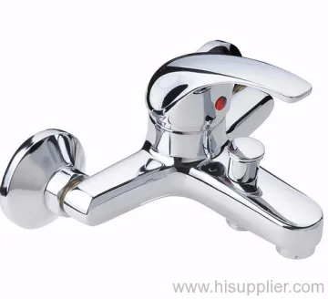 Base Serie Wall Mount Bath Faucet 