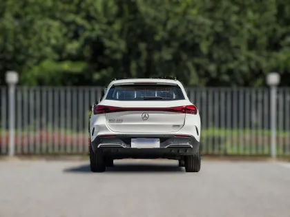 2025 Mercedes-Benz EQA 260