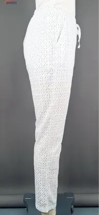 Ladie's woven cotton pants
