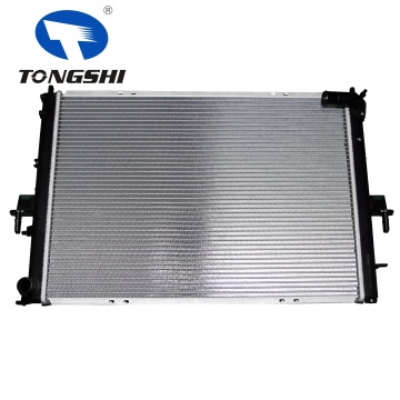 Professional Car Radiator For Chinses Car ROEWE 750 99-05 OEM PCC000960/GRD1055 Heating Radiator