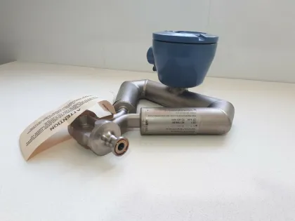 EMERSON MICRO MOTION CMF025M313N2BAEZZZ High Accuracy Mass Flow Meter