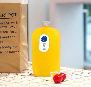 Square PET Plastic Bottles with Lids - 250ml and 500ml Juice and Water Containers