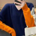 Ladies V-Neck Simple Colorblock Sweatshirt