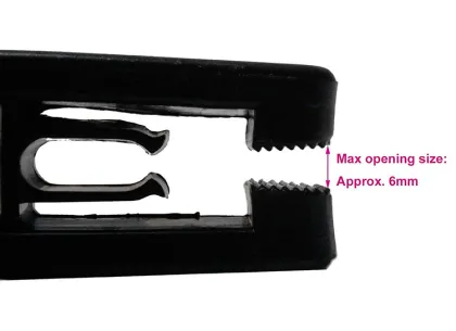 Removable Plastic Clothes Clips for Flocked Garment Trouser Hangers