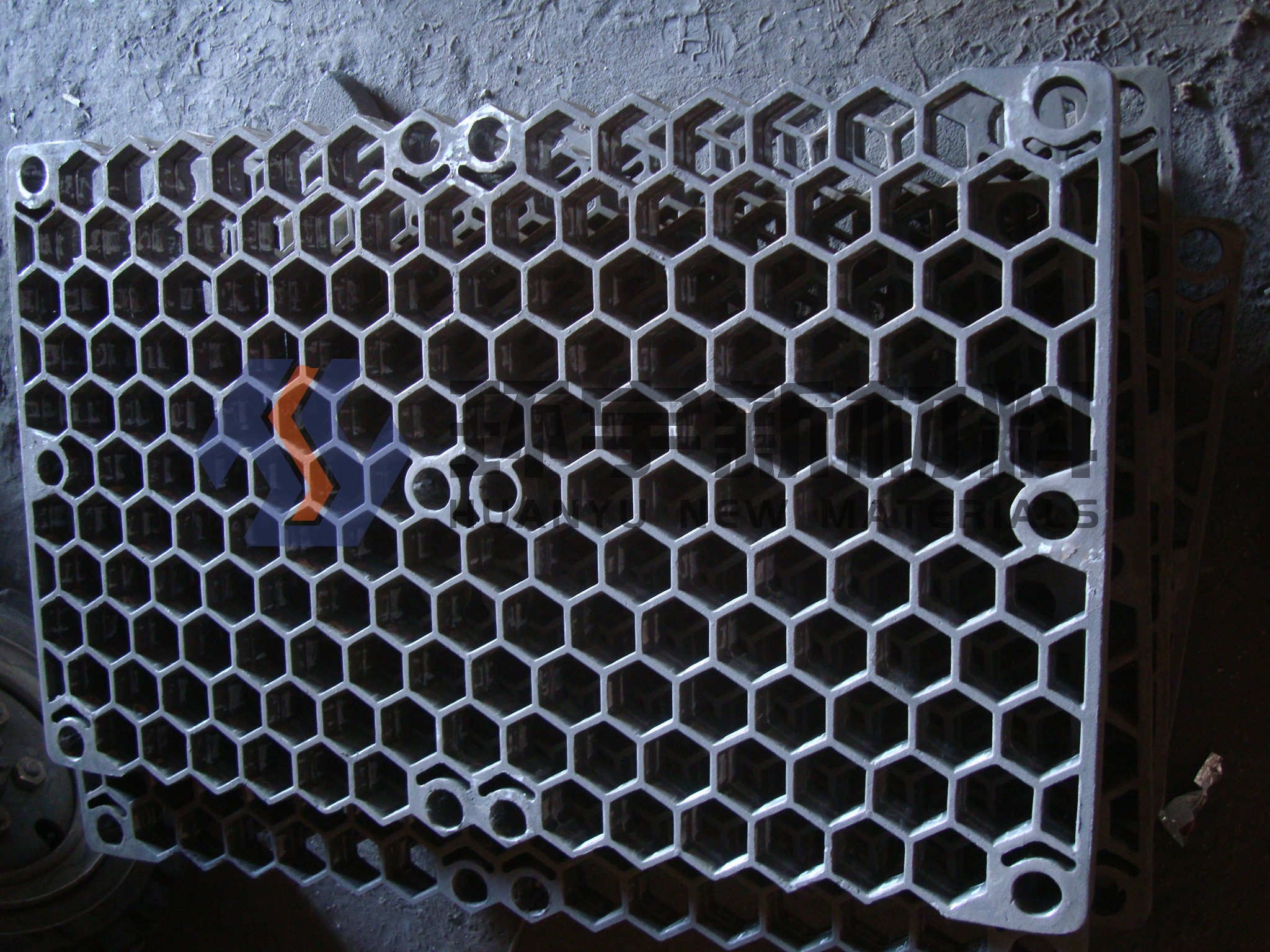 ЛАЧОВИ ЗА ТОТОЧЕЊЕ ТРЕТМАНА 1120 мм × 600 мм