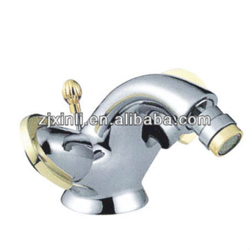 คุณภาพสูงที่จับคู่ทองเหลืองน้ำทองเหลืองน้ำทองเหลือง Tap, Polish และ Chrome Finish Finish