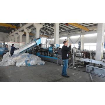 Plastic pelletizer machine