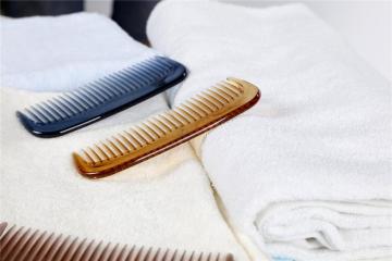 Narrow-tooth Sheep strip Plastic Comb