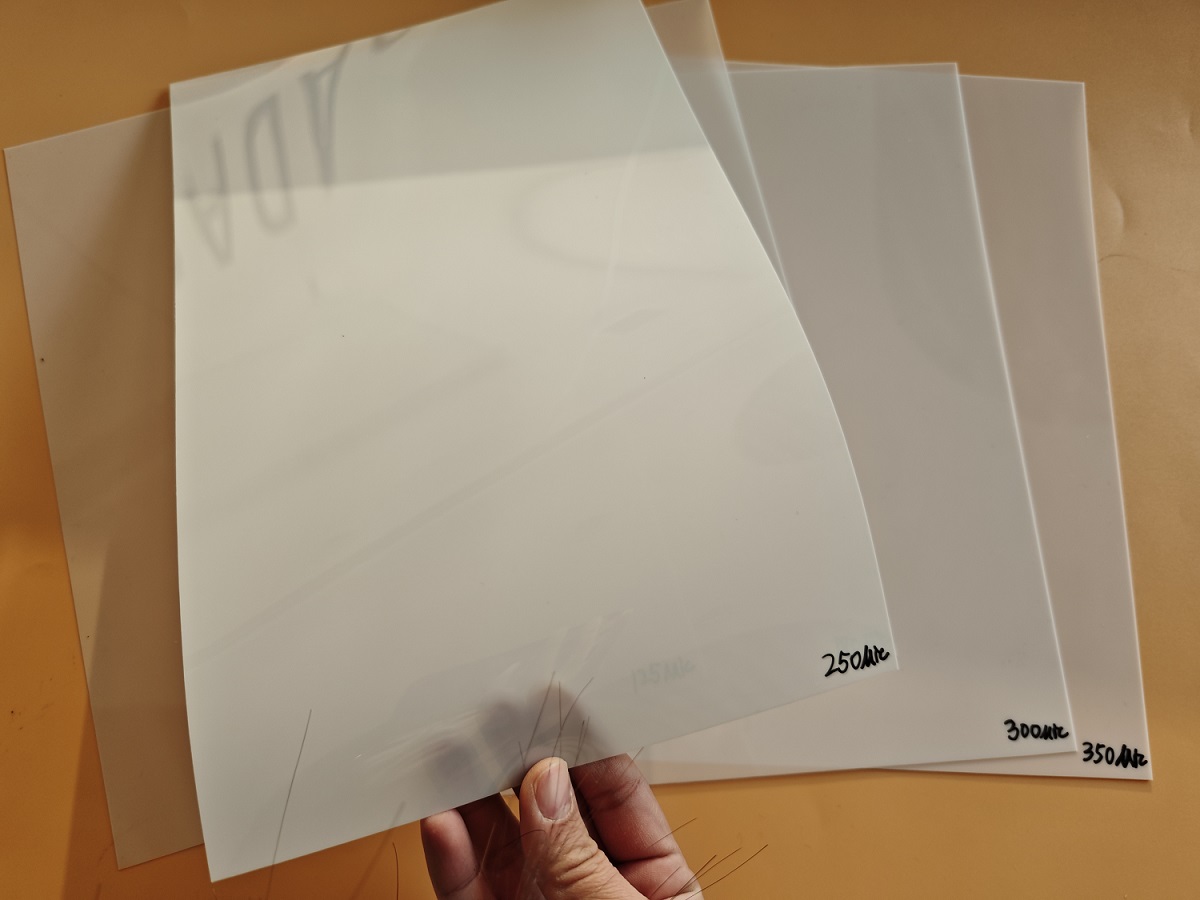 Ultra-wide Milky White BOPET PET Mylar Sheet for Hot Presses for Veneer Hot Press Machine