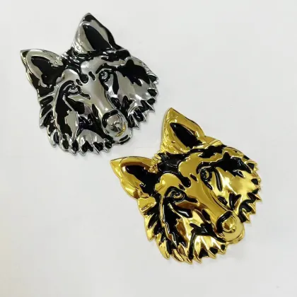 3D Metal Stereoscopic Wolf Head Car Emblem
