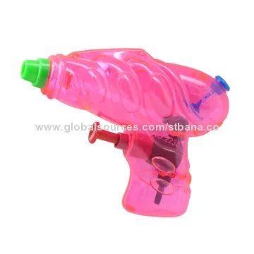 Water gun, （maximum distance: 5m）
