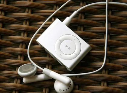 Colorful Portable Fashion Music Mini Clip Mp3 Player 512mb, 2gb, 4gb Gift For Promotion