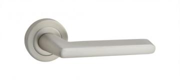 Zinc reversible entry privacy passage door handle