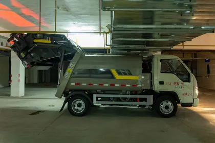 Foton Compact Garbage Truck