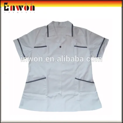 Trim Peter Pan Collar Scrubs with Piping