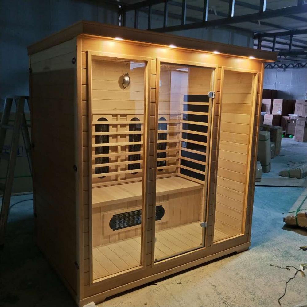 Far infrared sauna room