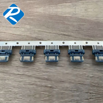 Formação de inserção (para conectores de telefone celular)