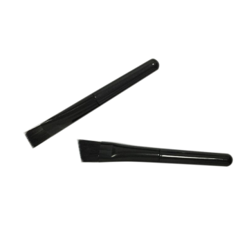 Customizable Makeup Brush Tools with Comfortable Fit and Non-Irritating Design