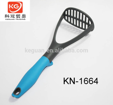 KN-1664 Hot online sale Nice price nylon potato masher potato press with soft TPR handle nylon kitchen utensils