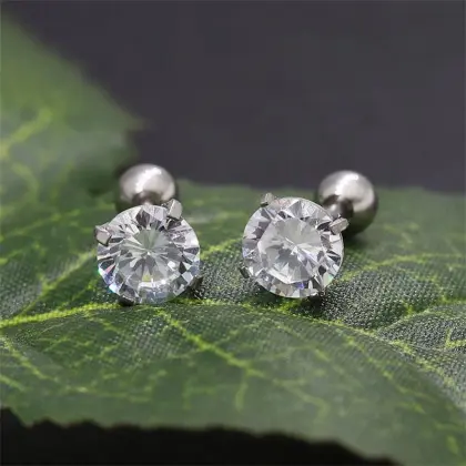 High Quality Diamond Cubic Oxide Stud Stud Earrings
