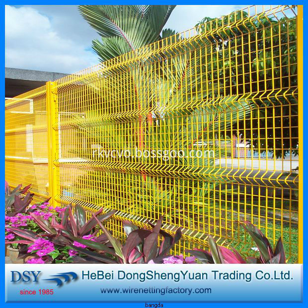 Welded Wire Mesh Fence