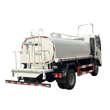 New Small Water Truck 3 CBM 4 CBM Howo Water Delivery Truck 4*2 Water Sprinkler - Factory Price