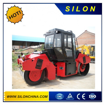 Vibratory Compactor Combined Rubber Road Roller 10tons