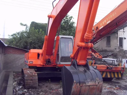 China Used Mining Machinery Hitachi Ex200-1 Excavator