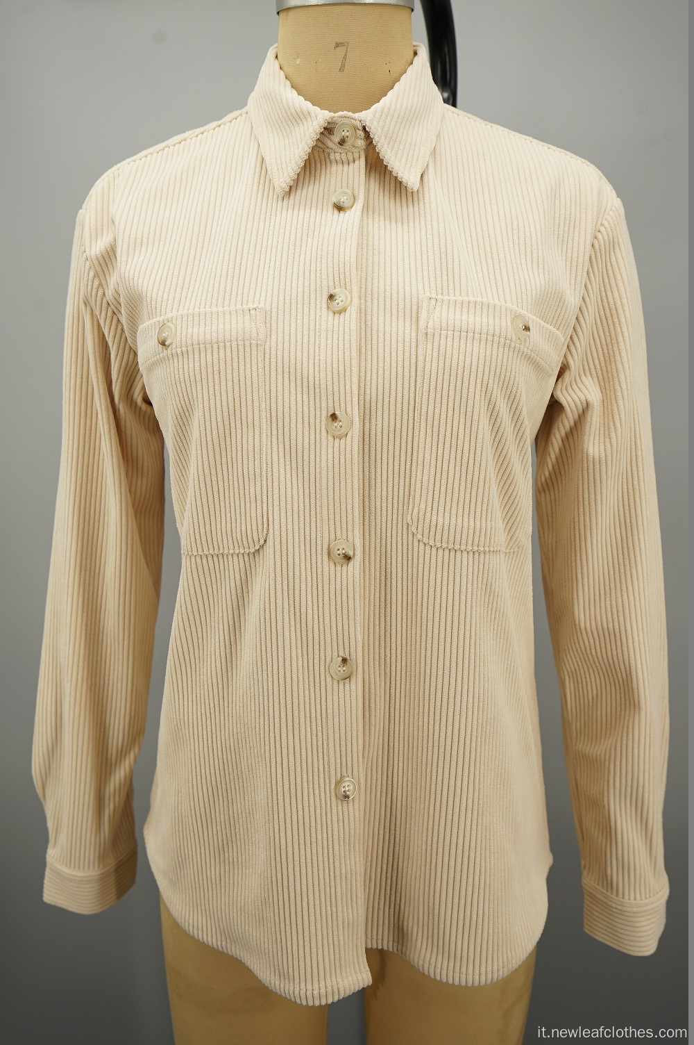 Elegante camicia a velluto a velluto a velluto a velluto