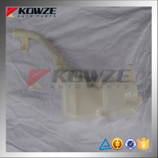 Windshield Washer Tank For Mitsubishi Pajero Montero K86W K89W K94W K96W K97W K99W MR495787