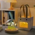 Lámpara de noche de tulipanes encantadores para decoración romántica de dormitorio