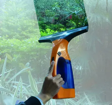 No drop water plastic window squeegees