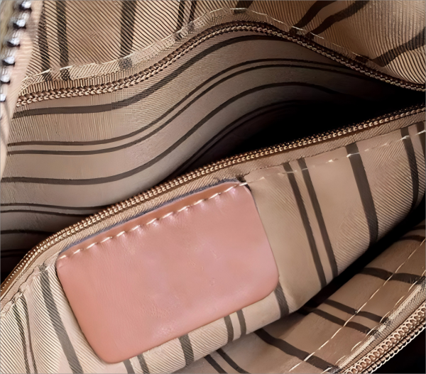 2025トレンディな人気ピーポッドクロスボディバッグ 2025 Trendy Popularity Pea Pod Crossbody Bag